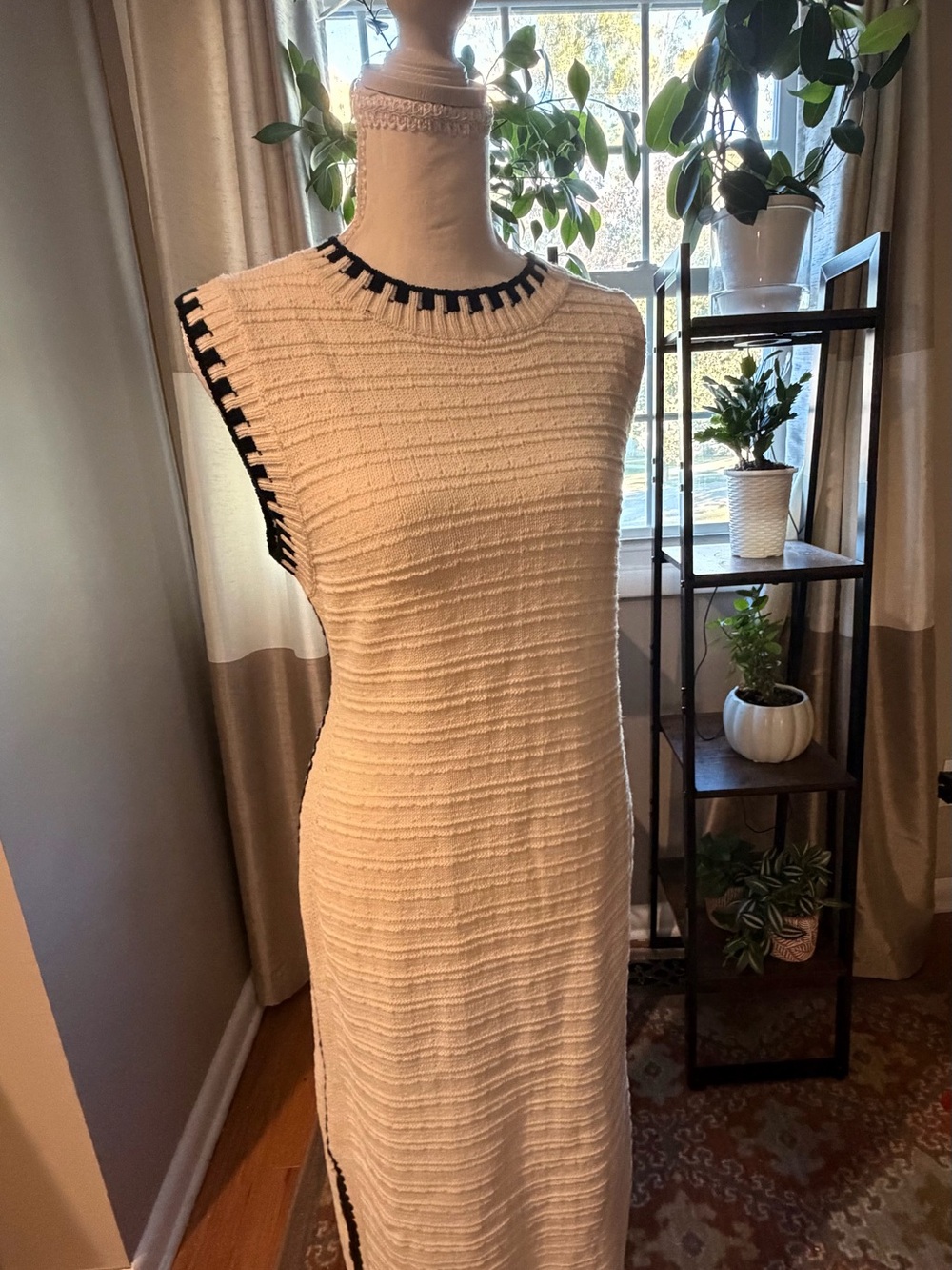 NWT! Cupshe Cream & Black Contrast Knit Maxi Dress - Size Large